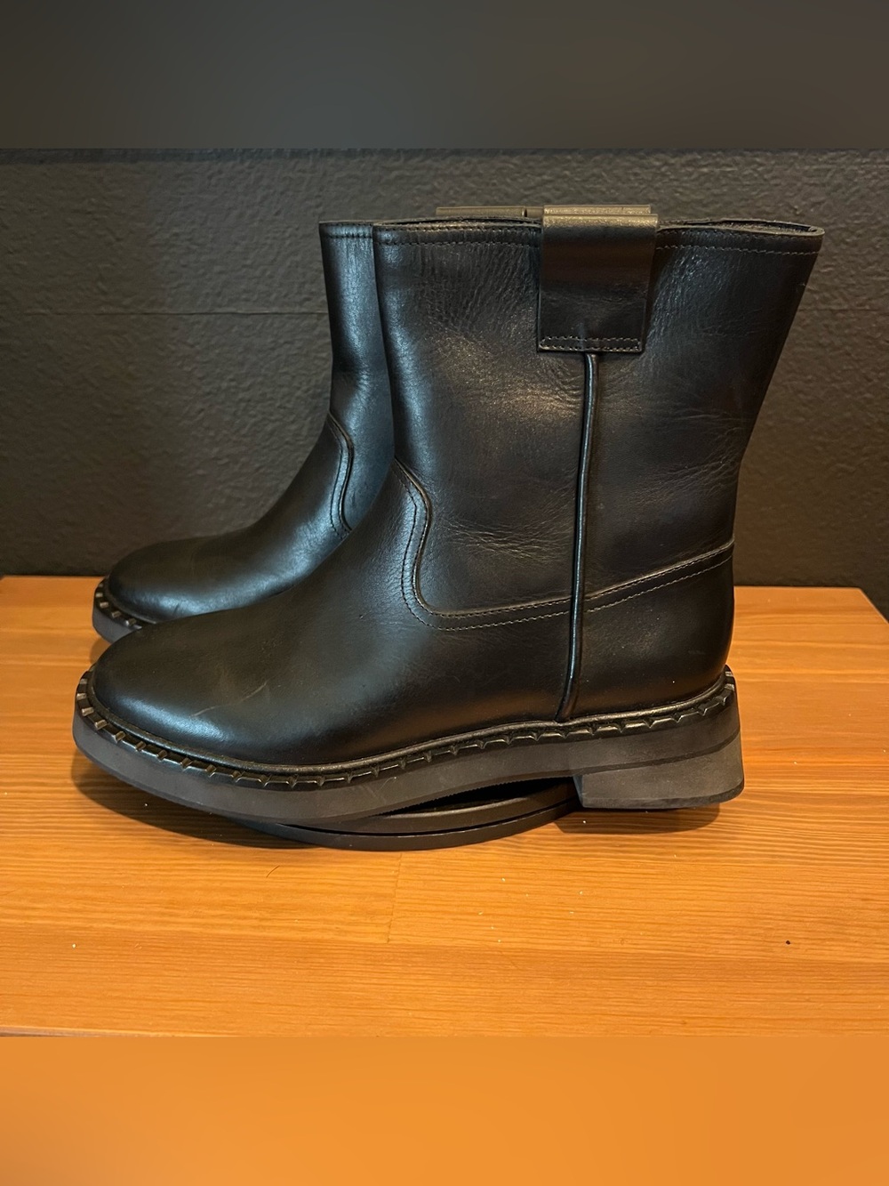 Reformation Women's Solid Black Leather Alexandra Ankle Engineer Chelsea Boots 7